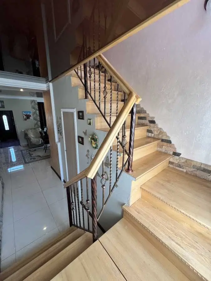 Фото Продаю будинок, 202 кв. м, Львівська вул. 21 Луцьк, ціна: 175000 USD, код 9332