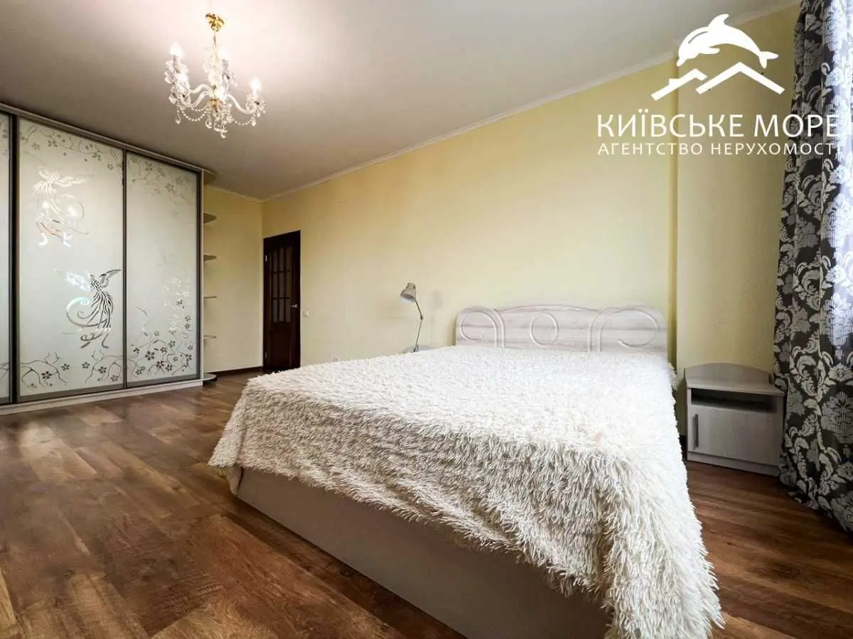 Фото Зняти 2 кімнатну квартиру, Воскресенська вул. 14Е Київ в довгострокову оренду, ціна: 22000 UAH, код 9336