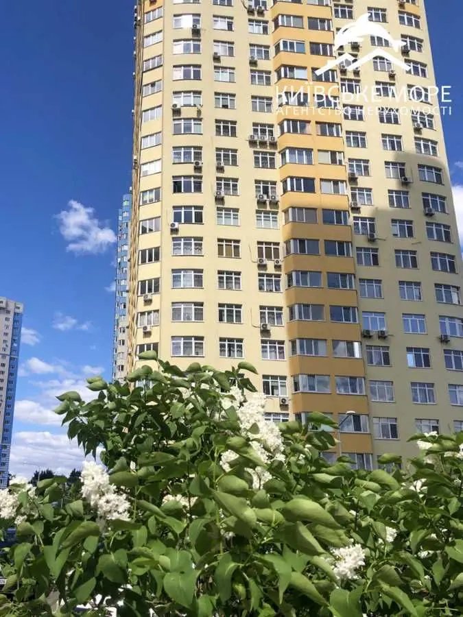 Фото Зняти 2 кімнатну квартиру, Воскресенська вул. 14Е Київ в довгострокову оренду, ціна: 22000 UAH, код 9336