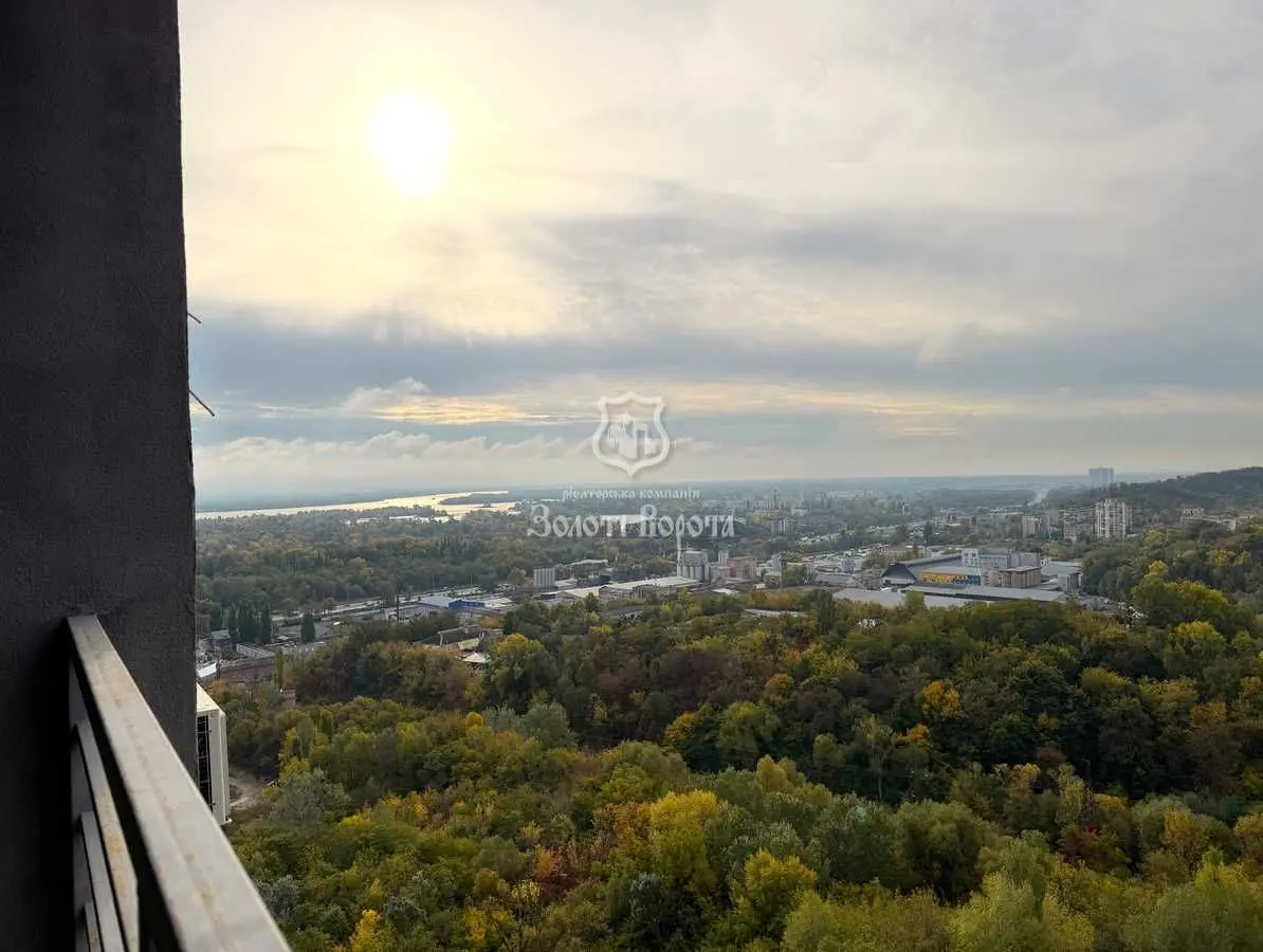 Фото Selling a 1-room apartment, 30.9 sq.m., Raketna Street 24 Kyiv, price: 42000 USD, code 9338