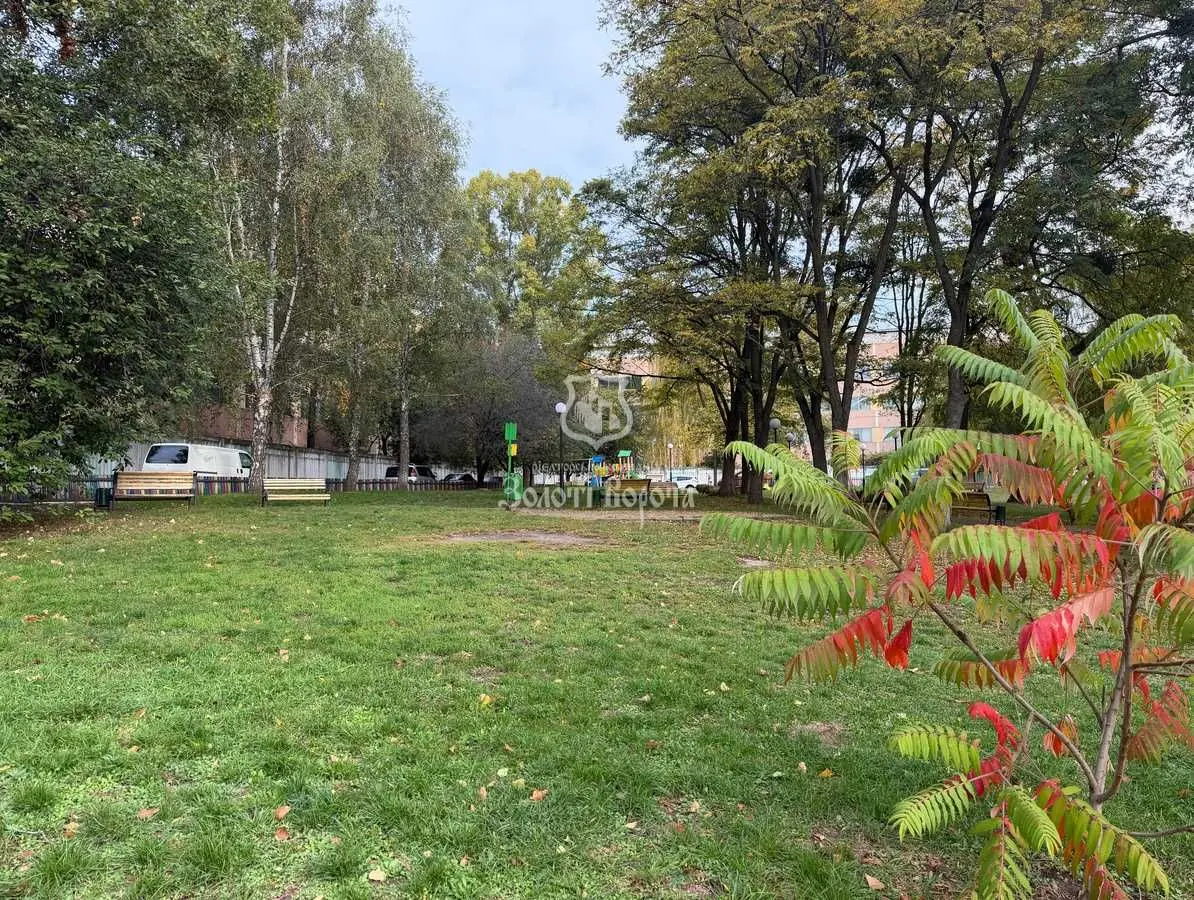 Фото Selling a 1-room apartment, 30.9 sq.m., Raketna Street 24 Kyiv, price: 42000 USD, code 9338