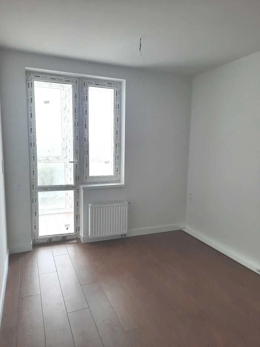 Фото Продаю 1 кімнатну квартиру, 46.4 кв. м, Живописна вул.  Київ, ціна: 88000 USD, код 9345