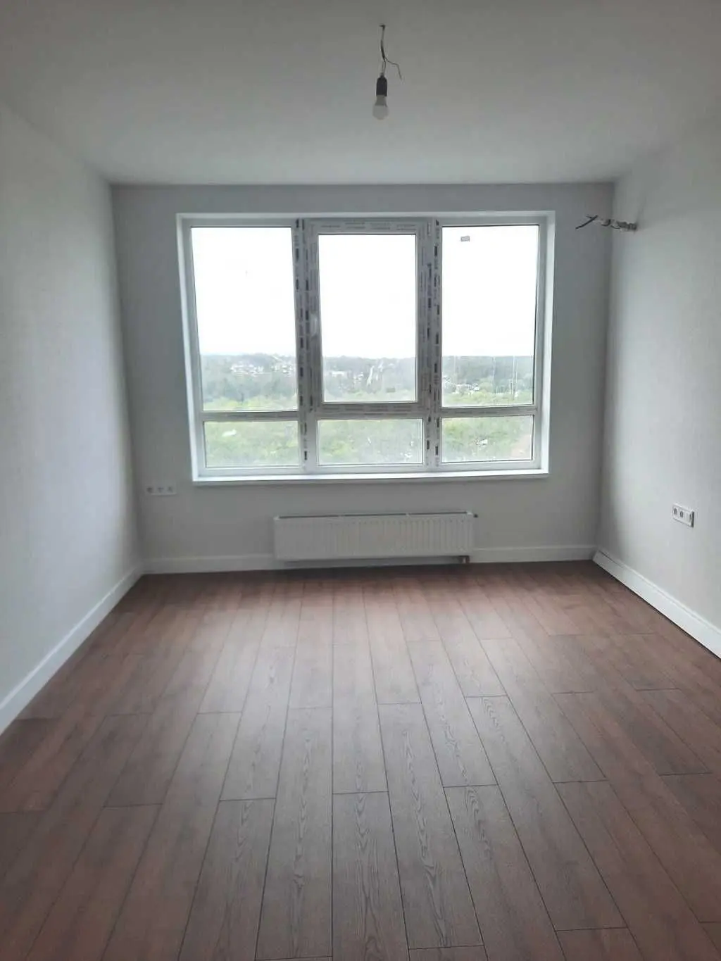 Фото Продаю 1 кімнатну квартиру, 46.4 кв. м, Живописна вул.  Київ, ціна: 88000 USD, код 9345