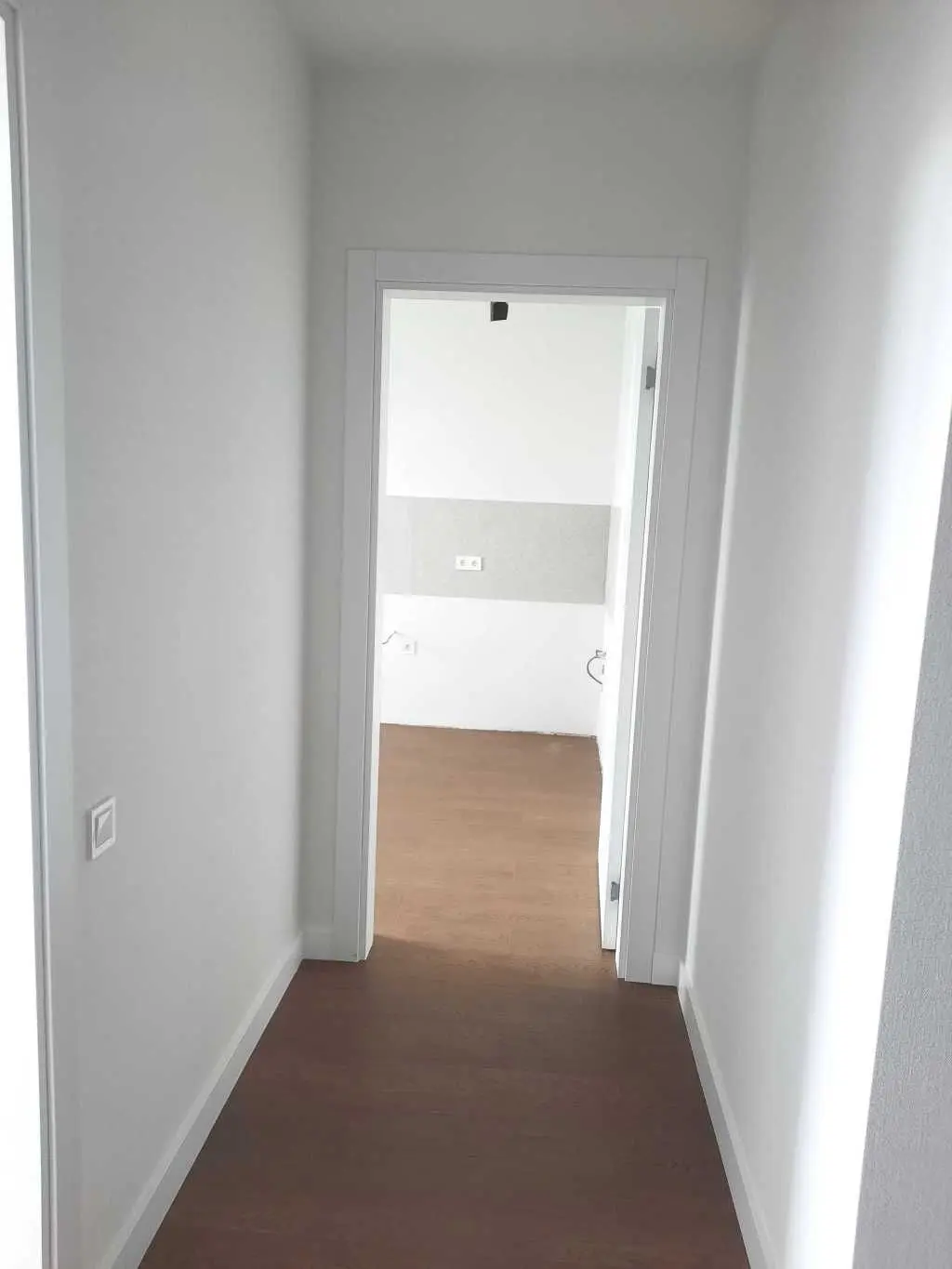 Фото Продаю 1 кімнатну квартиру, 46.4 кв. м, Живописна вул.  Київ, ціна: 88000 USD, код 9345