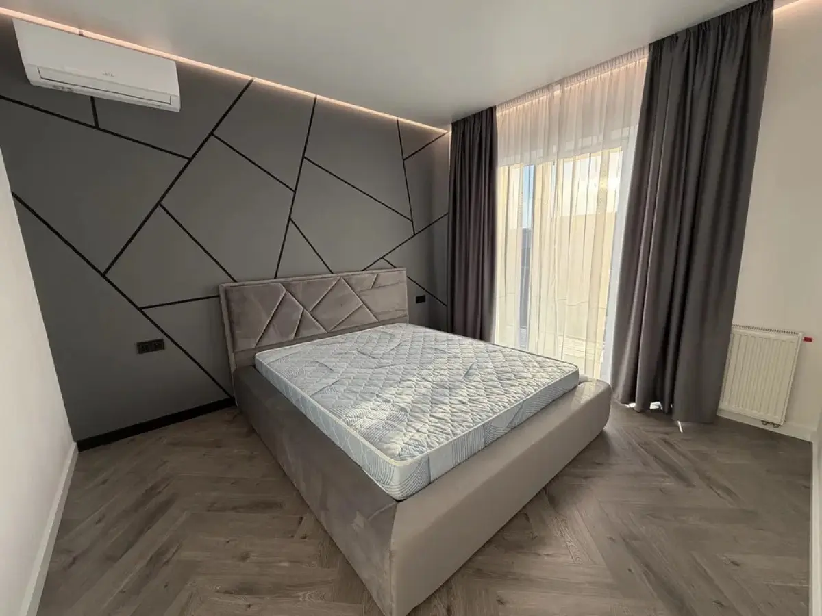 Фото Продаю дом, 130 кв. м, Центральная ул.  Киев, цена: 245000 $, код 9348