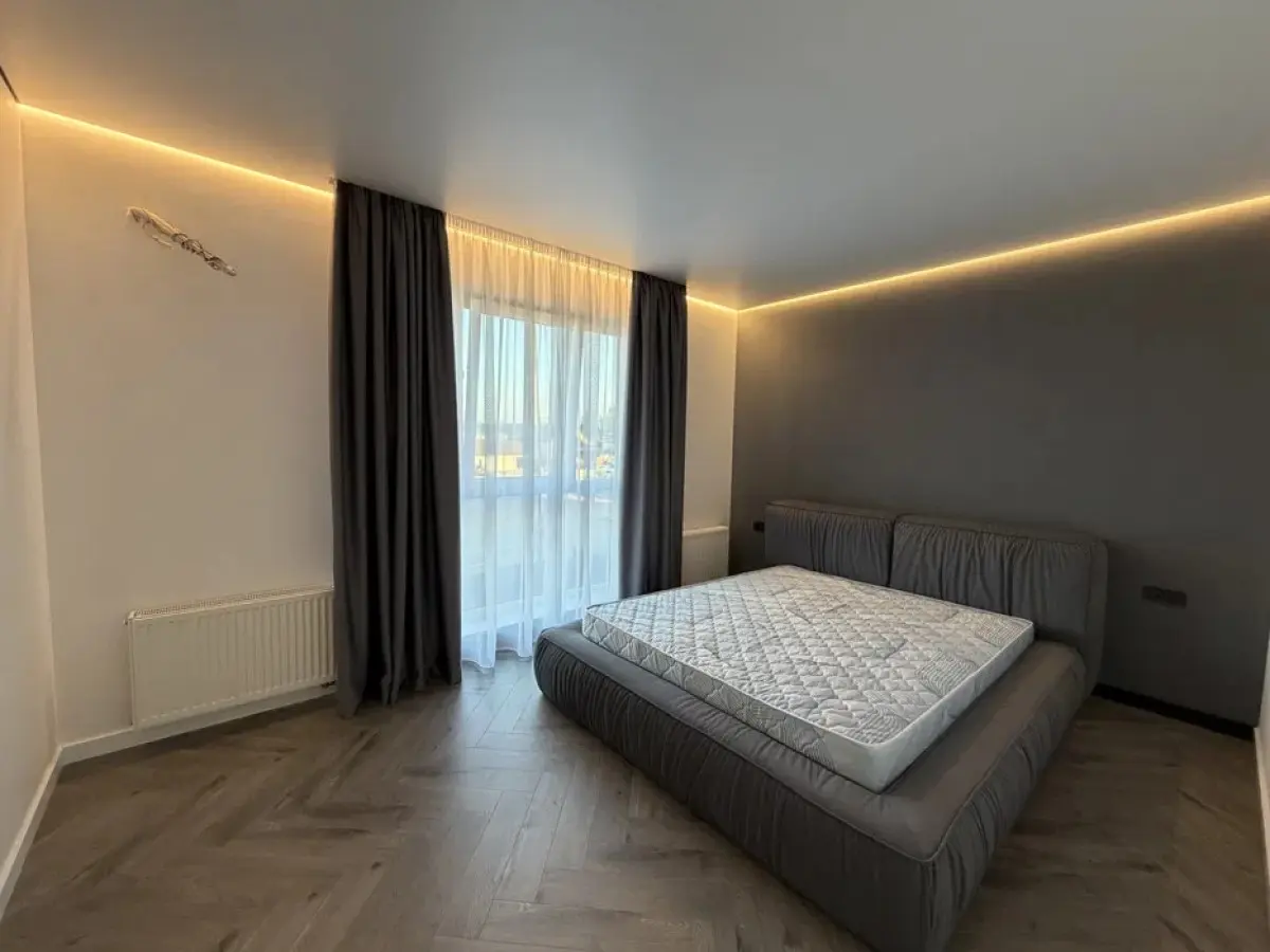 Фото Продаю дом, 130 кв. м, Центральная ул.  Киев, цена: 245000 $, код 9348