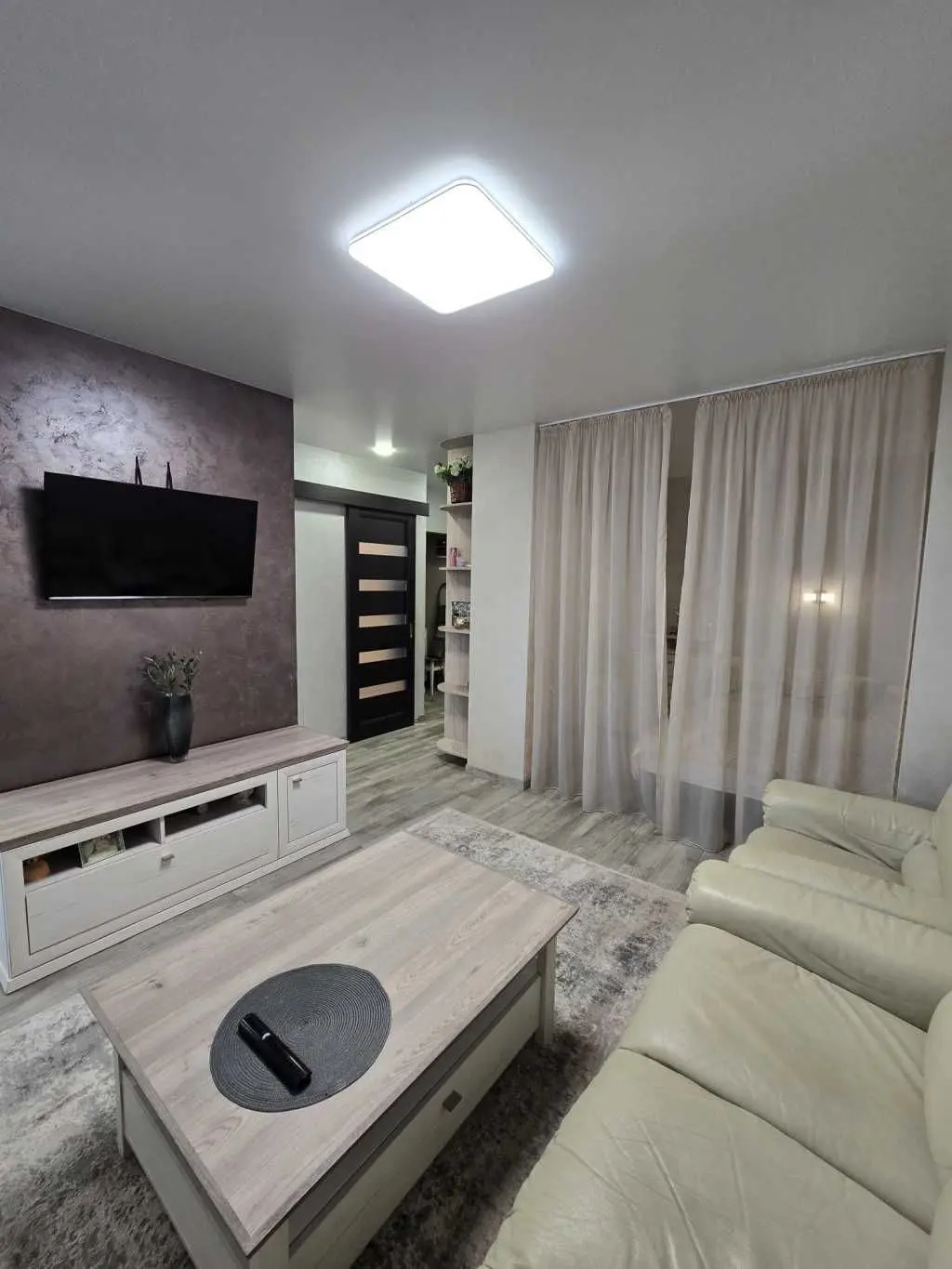 Фото Selling a 1-room apartment, 40 sq.m., Bryhadnyi Entrance  Kharkiv, price: 2017703 UAH, code 9355