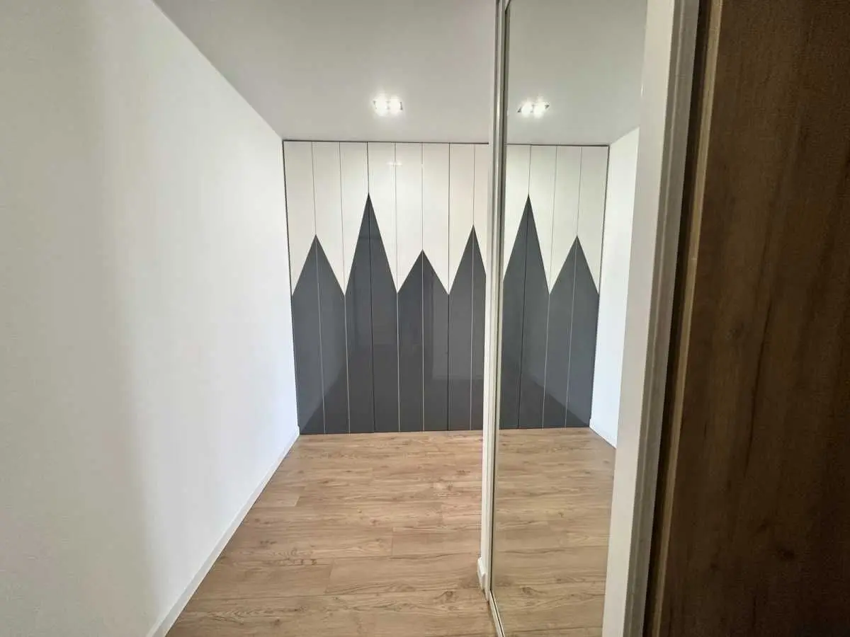Фото Selling a 4-room apartment, 90 sq.m., Sviatoshynska Street 4 Kyiv, price: 140000 USD, code 9361