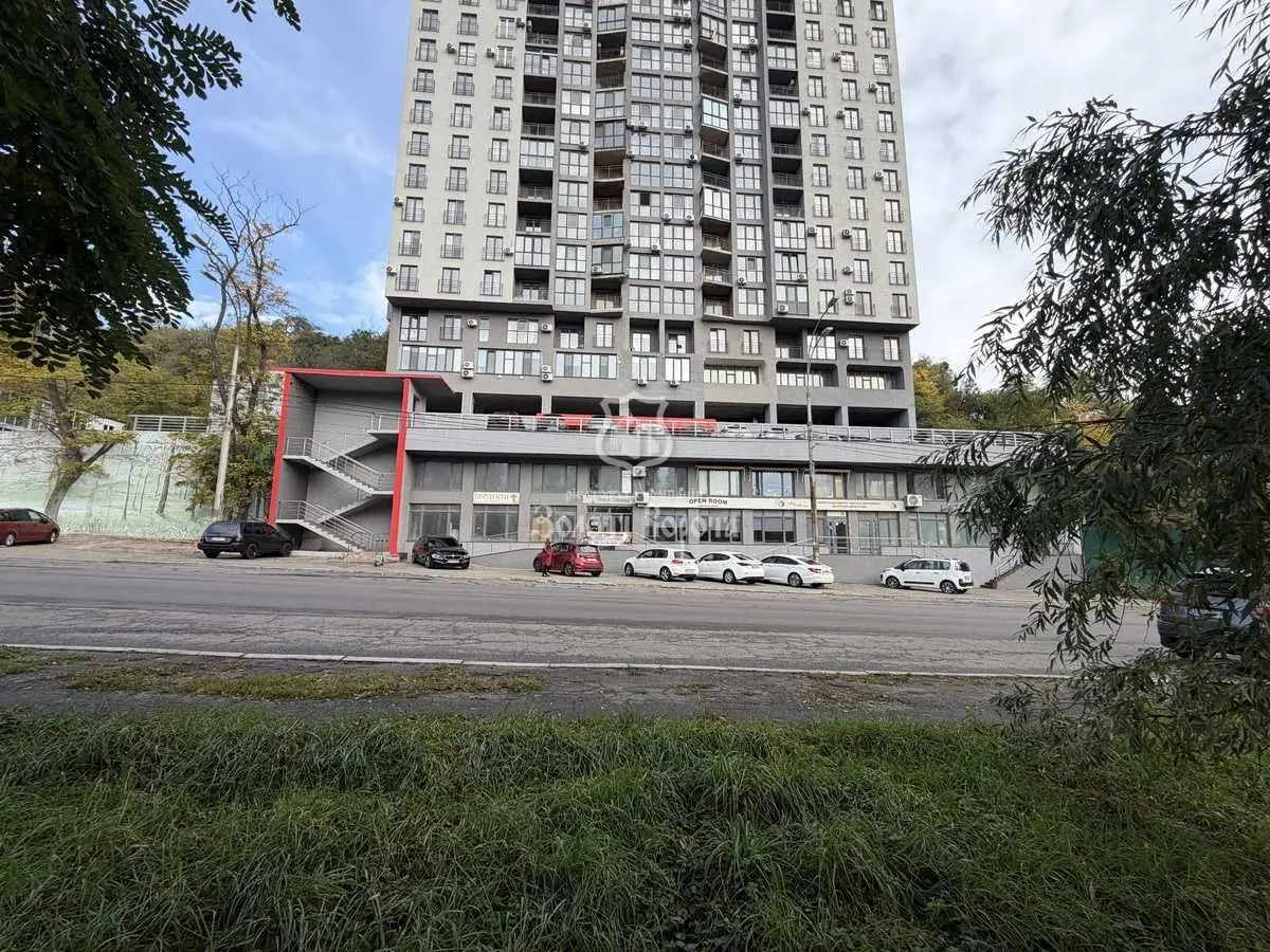Фото Продаю 1-комнатную квартиру, 43.9 кв. м, Владимира Брожко ул. (Кировоградская) 70 Киев, цена: 30000 USD, код 9377