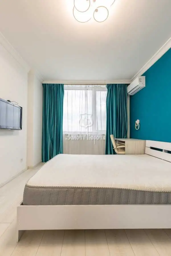 Фото Продаю 3-комнатную квартиру, 81.3 кв. м, Европейского Союза просп.  Киев, цена: 250000 USD, код 9378