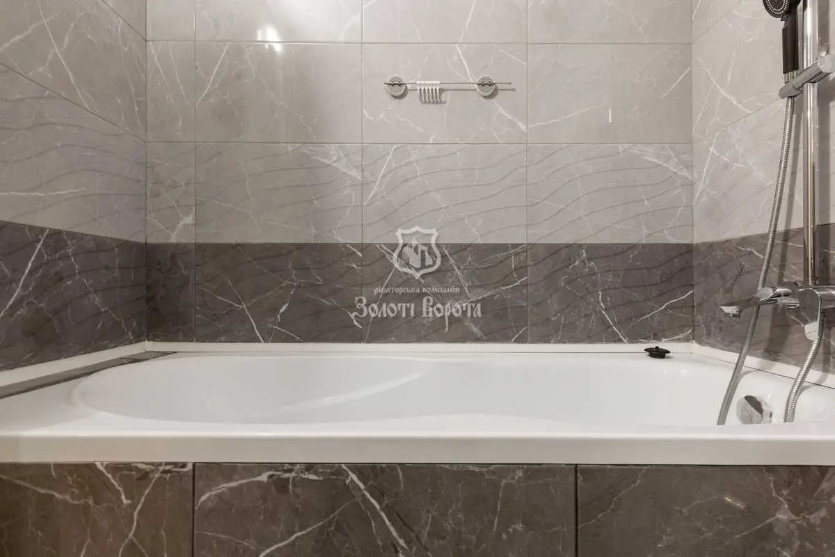 Фото Продаю 3-комнатную квартиру, 81.3 кв. м, Европейского Союза просп.  Киев, цена: 250000 USD, код 9378