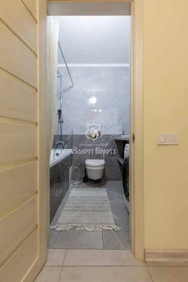 Фото Продаю 3-комнатную квартиру, 81.3 кв. м, Европейского Союза просп.  Киев, цена: 250000 USD, код 9378