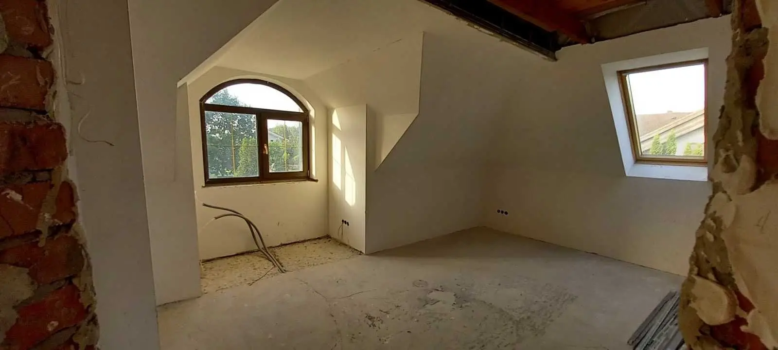 Фото Продаю будинок, 310 кв. м, Романків, ціна: 450000 USD, код 9384