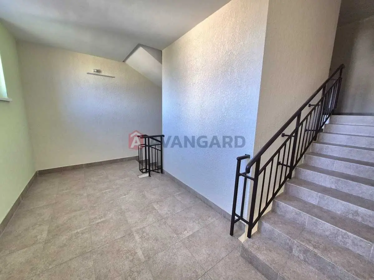 Фото Selling a 4-room apartment, 115.1 sq.m., Pryozernyi Boulevard  Hatne, price: 87500 USD, code 9389