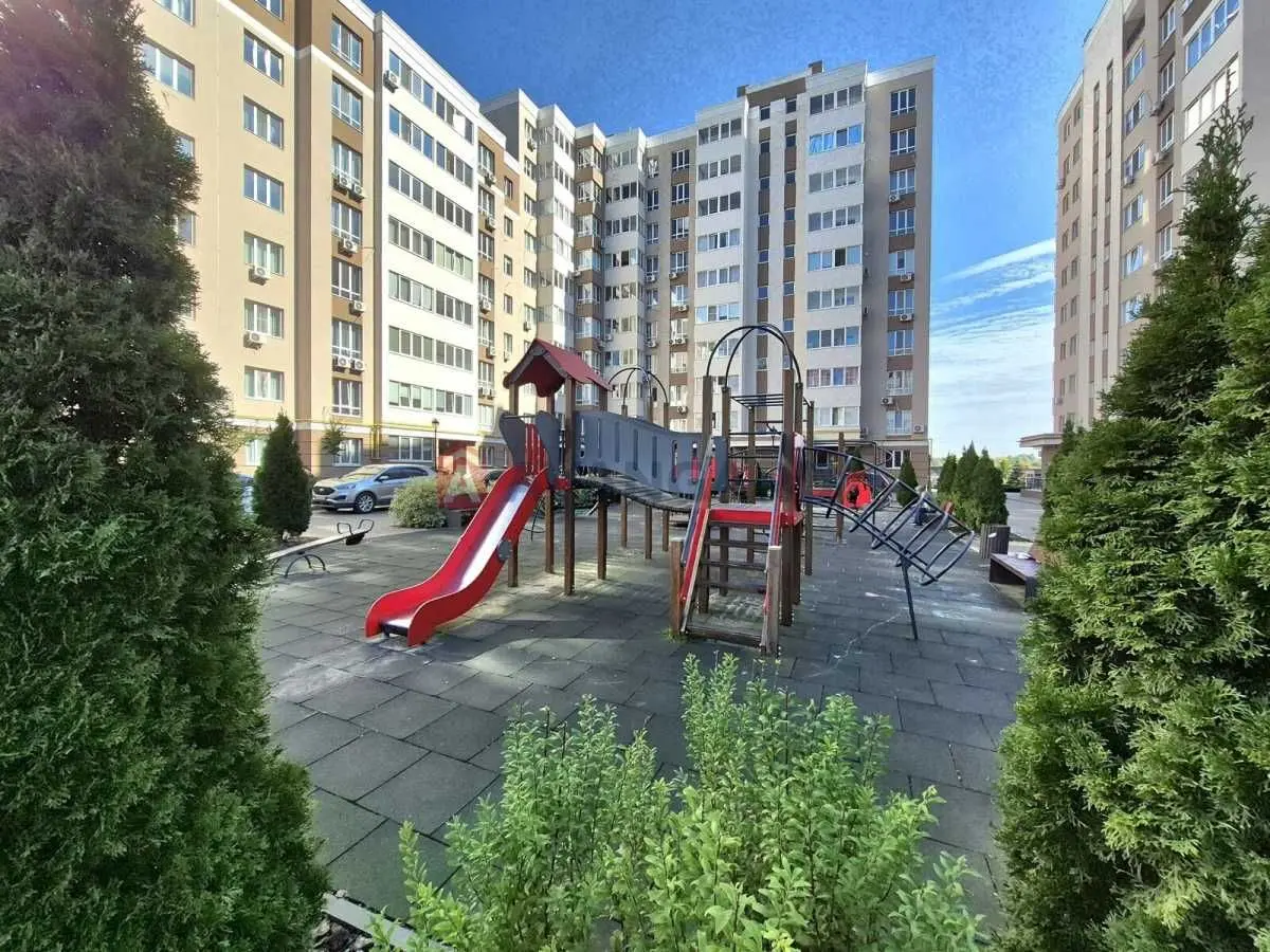 Фото Selling a 4-room apartment, 115.1 sq.m., Pryozernyi Boulevard  Hatne, price: 87500 USD, code 9389