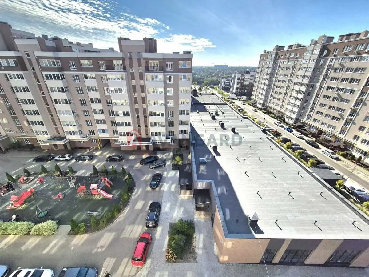 Фото Selling a 4-room apartment, 115.1 sq.m., Pryozernyi Boulevard  Hatne, price: 87500 USD, code 9389