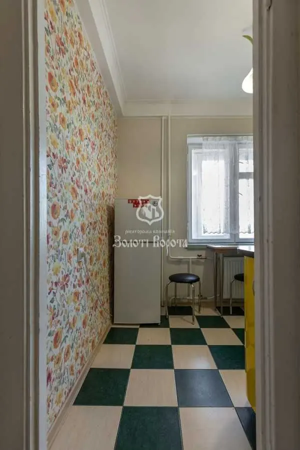 Фото Selling a 1-room apartment, 32 sq.m., Litovskyi Ave (Minskyi Avenue)  Kyiv, price: 39000 USD, code 9391