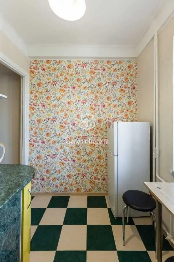 Фото Selling a 1-room apartment, 32 sq.m., Litovskyi Ave (Minskyi Avenue)  Kyiv, price: 39000 USD, code 9391