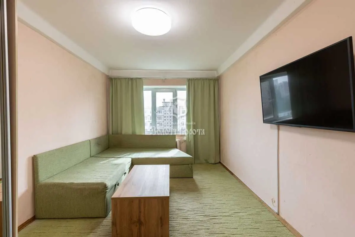 Фото Продаю 3 кімнатну квартиру, 60.5 кв. м, Якуба Коласа вул. 17 Київ, ціна: 60000 USD, код 9394