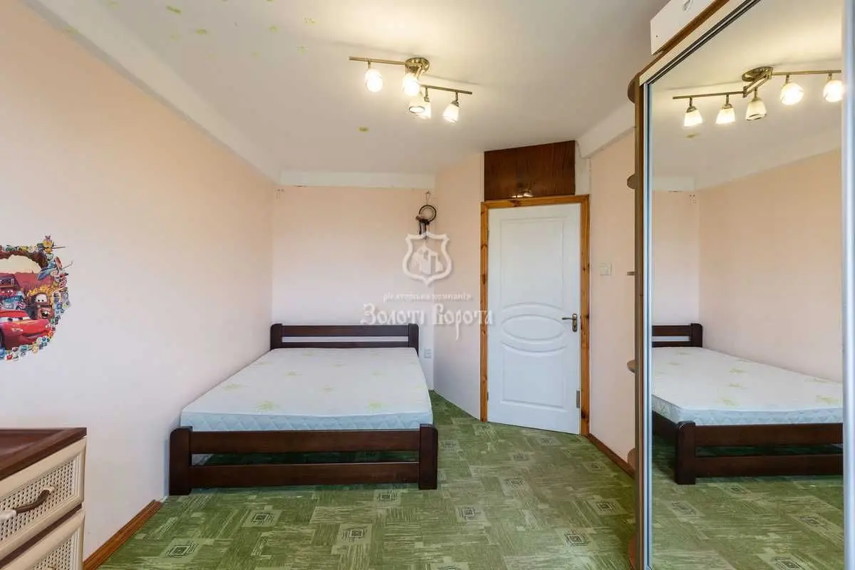 Фото Продаю 3 кімнатну квартиру, 60.5 кв. м, Якуба Коласа вул. 17 Київ, ціна: 60000 USD, код 9394