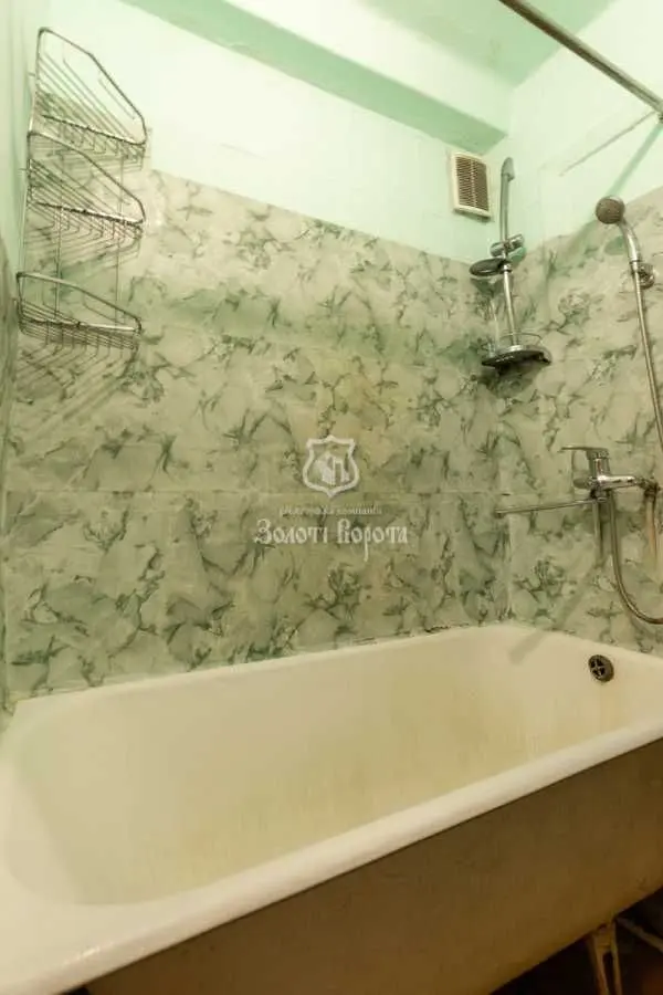 Фото Продаю 3 кімнатну квартиру, 60.5 кв. м, Якуба Коласа вул. 17 Київ, ціна: 60000 USD, код 9394