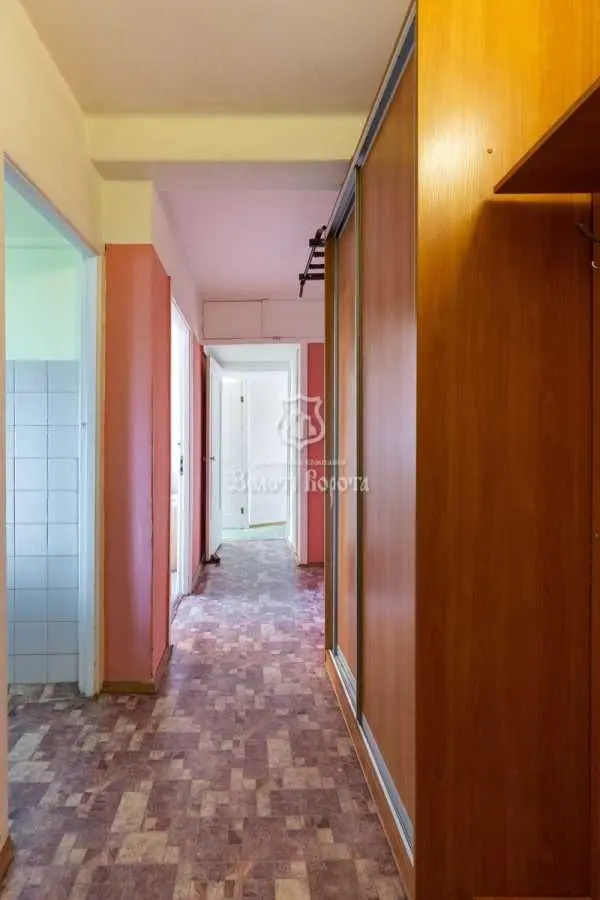 Фото Продаю 3 кімнатну квартиру, 60.5 кв. м, Якуба Коласа вул. 17 Київ, ціна: 60000 USD, код 9394