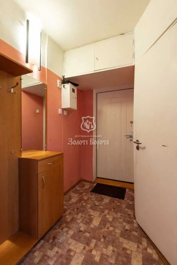 Фото Продаю 3 кімнатну квартиру, 60.5 кв. м, Якуба Коласа вул. 17 Київ, ціна: 60000 USD, код 9394