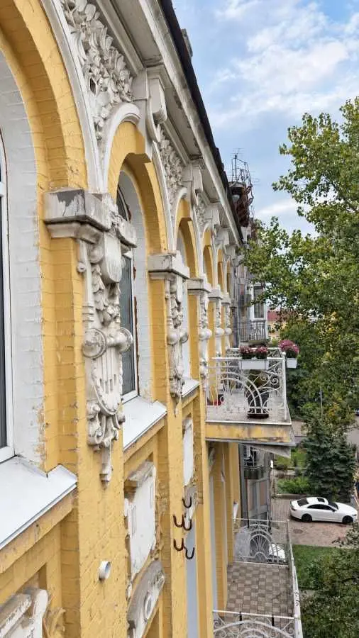 Фото Продаю 3 кімнатну квартиру, 189 кв. м, Назарівська вул. (Вєтрова) 17 Київ, ціна: 469000 USD, код 9395