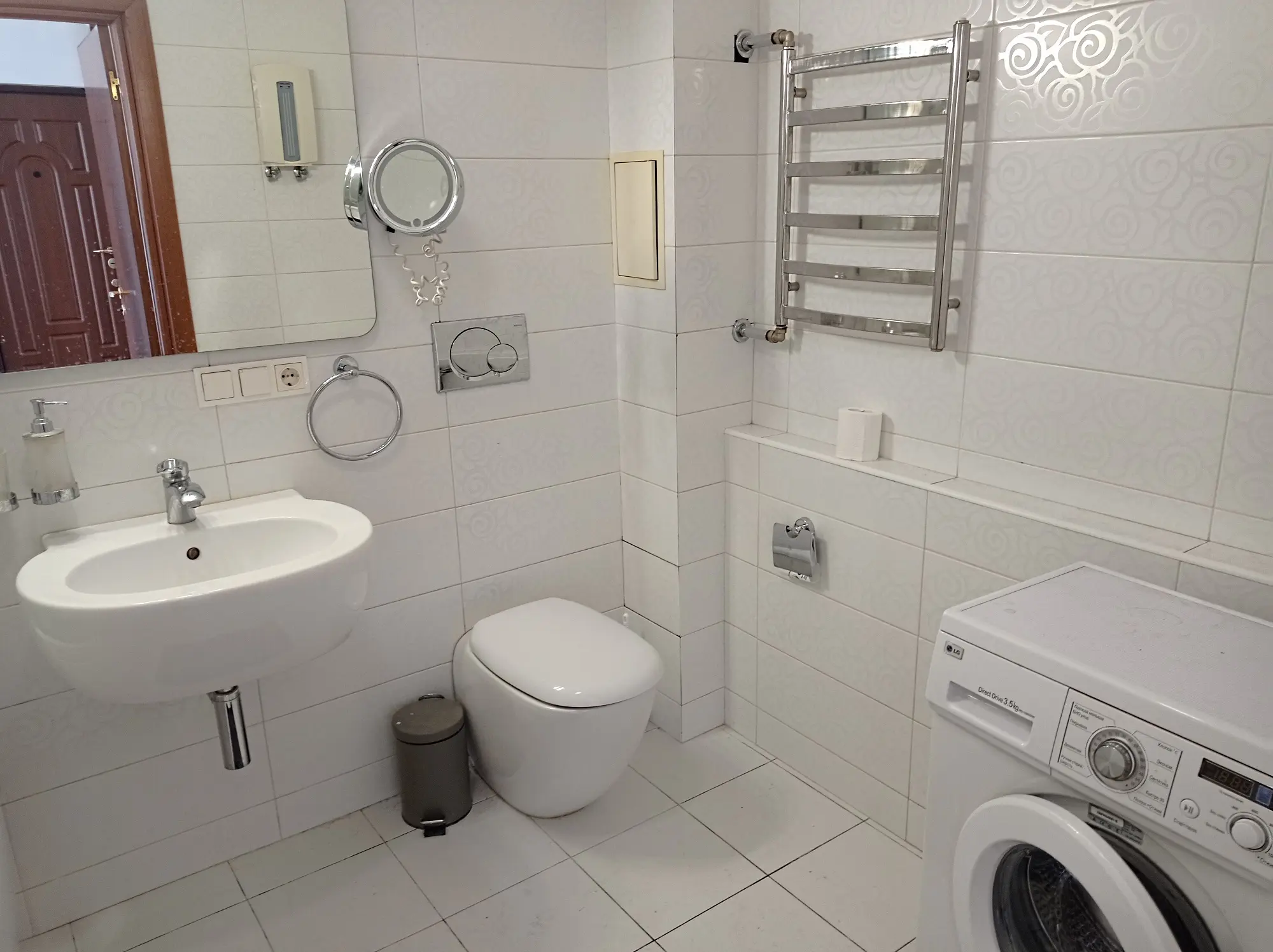Фото Rent a 1-room apartment, Dmytrivska Street 69 Kyiv for long-term rent, price: 16000 UAH, code 9400