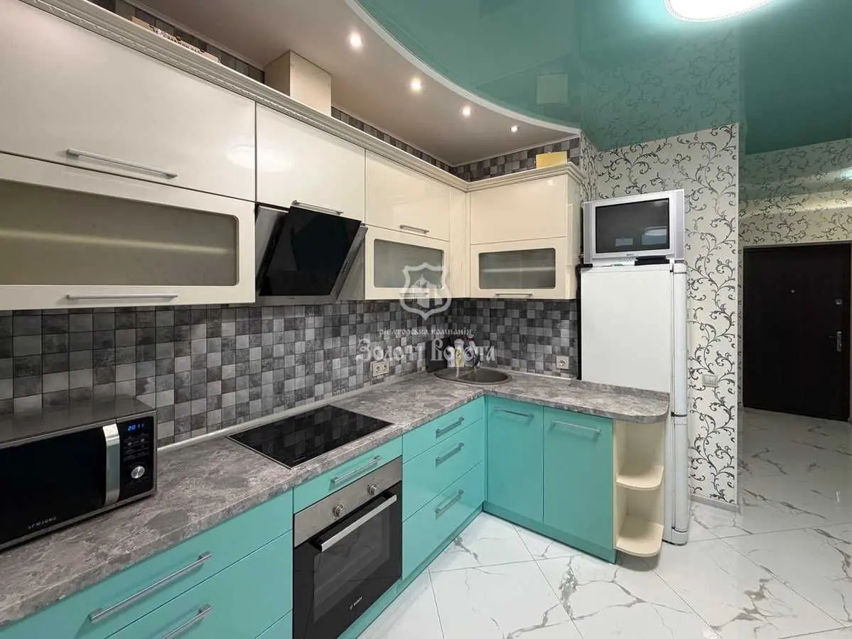 Фото Selling a 1-room apartment, 40.2 sq.m., Beresteiska Avenue (Peremohy Avenue) 71а Kyiv, price: 98000 USD, code 9415