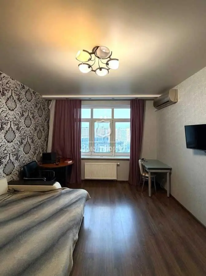 Фото Selling a 1-room apartment, 40.2 sq.m., Beresteiska Avenue (Peremohy Avenue) 71а Kyiv, price: 98000 USD, code 9415