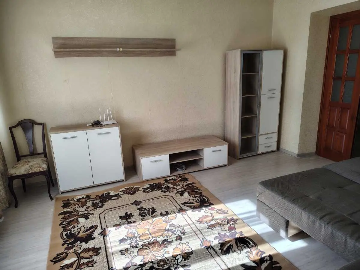 Фото Rent a 1-room apartment, Staronavodnytska Street  Kyiv for long-term rent, price: 18000 UAH, code 9427
