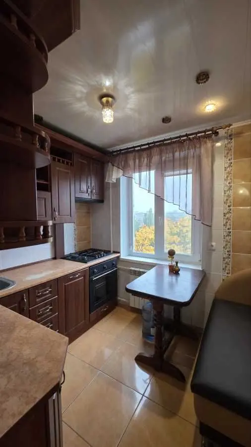 Фото Продаю 3 кімнатну квартиру, 62 кв. м, Леся Курбаса просп.  Київ, ціна: 79000 USD, код 9431