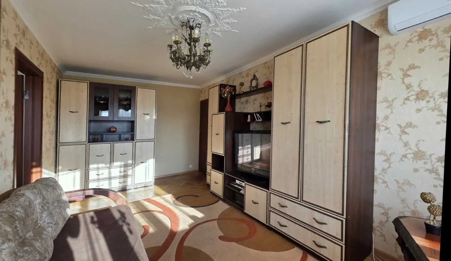 Фото Продаю 3 кімнатну квартиру, 62 кв. м, Леся Курбаса просп.  Київ, ціна: 79000 USD, код 9431