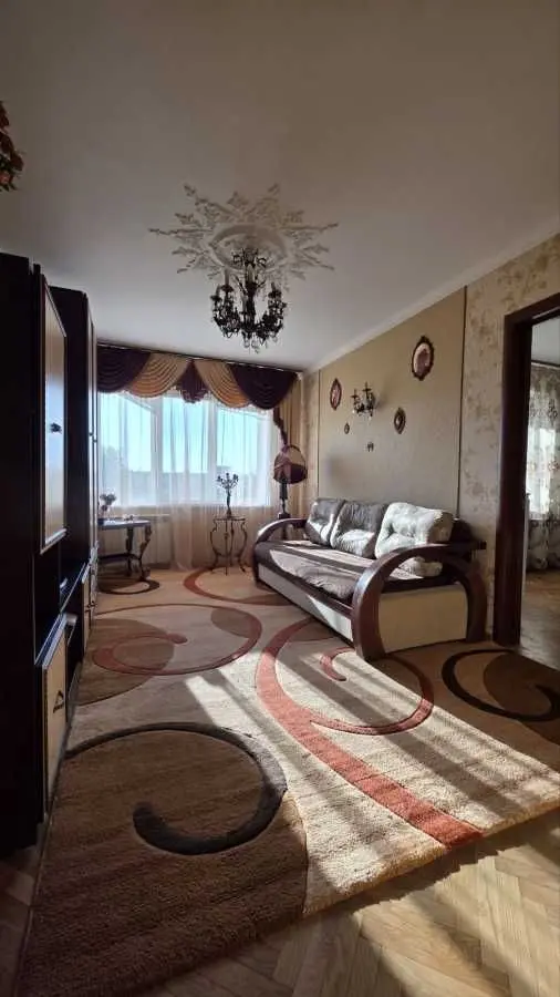 Фото Продаю 3 кімнатну квартиру, 62 кв. м, Леся Курбаса просп.  Київ, ціна: 79000 USD, код 9431