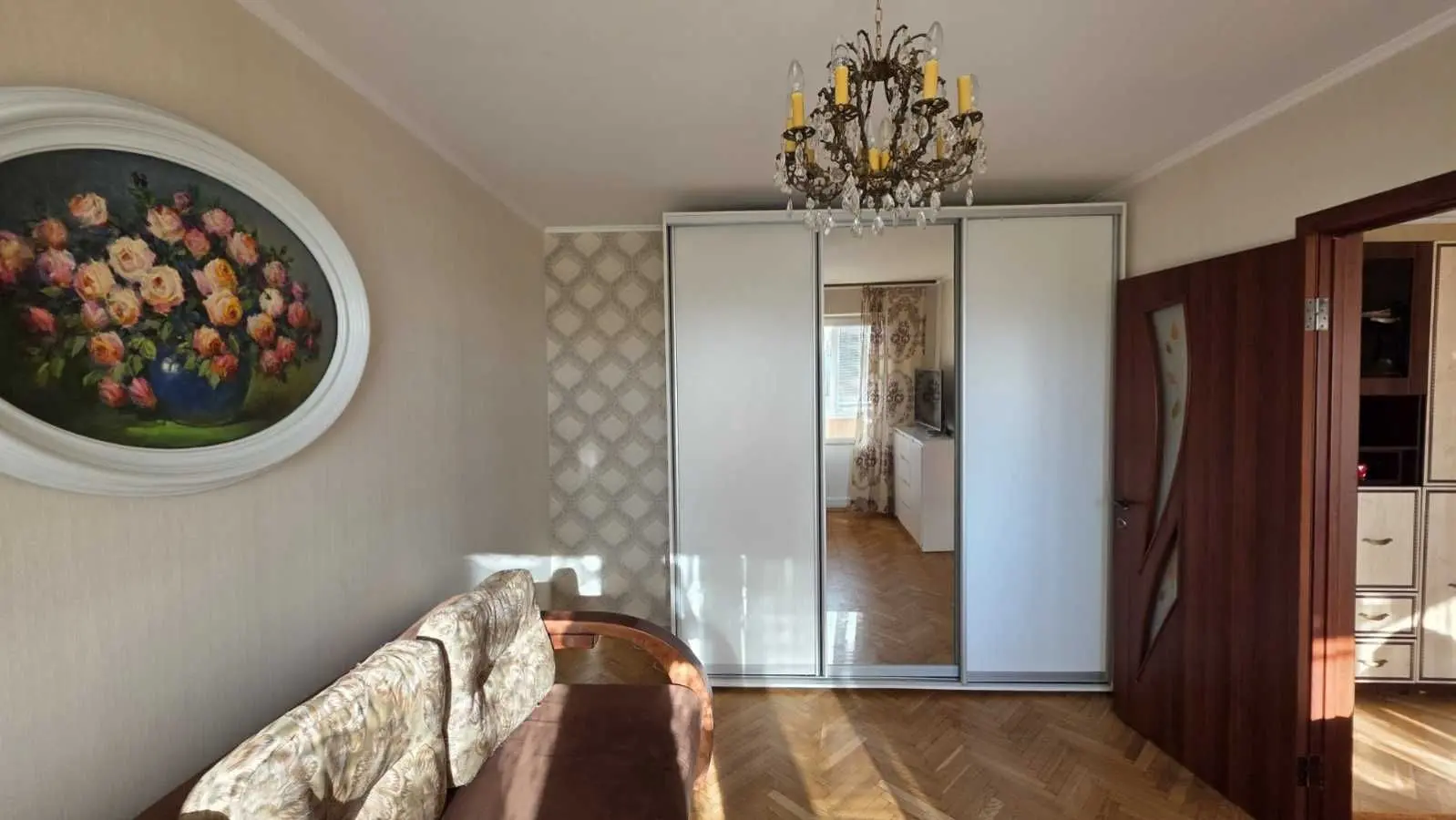 Фото Продаю 3 кімнатну квартиру, 62 кв. м, Леся Курбаса просп.  Київ, ціна: 79000 USD, код 9431
