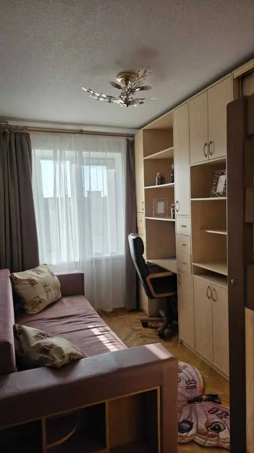 Фото Продаю 3 кімнатну квартиру, 62 кв. м, Леся Курбаса просп.  Київ, ціна: 79000 USD, код 9431