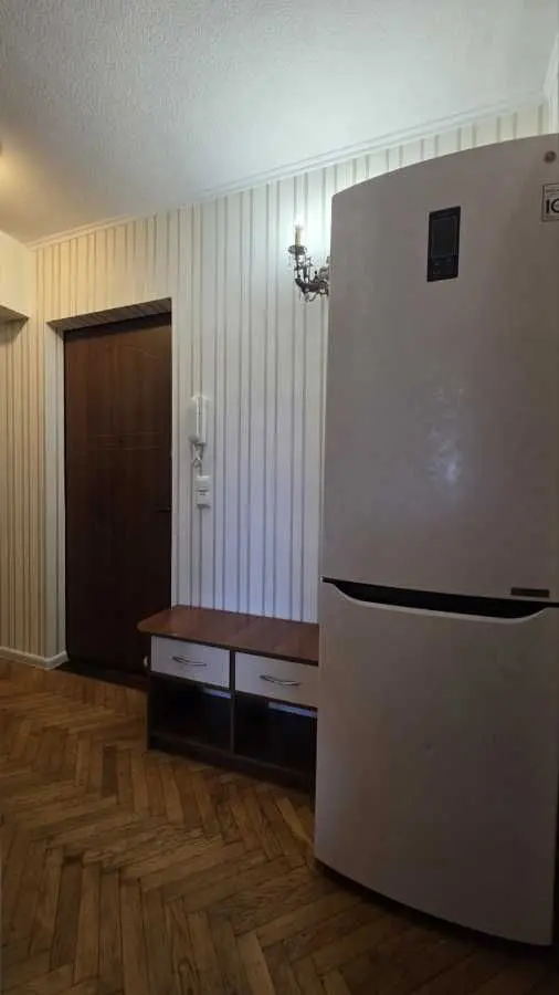 Фото Продаю 3 кімнатну квартиру, 62 кв. м, Леся Курбаса просп.  Київ, ціна: 79000 USD, код 9431