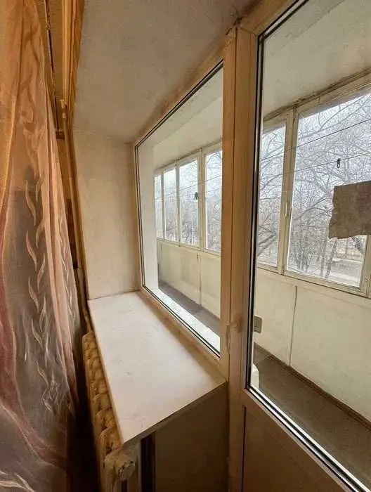 Фото Продаю 3 кімнатну квартиру, 51.1 кв. м, Михайла Грушевського вул. (Карла Лібкнехта)  Дніпро, ціна: 53000 USD, код 9432