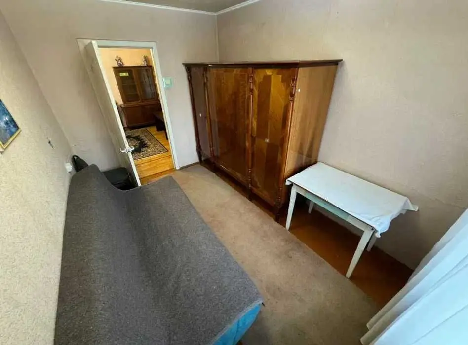 Фото Продаю 3 кімнатну квартиру, 51.1 кв. м, Михайла Грушевського вул. (Карла Лібкнехта)  Дніпро, ціна: 53000 USD, код 9432
