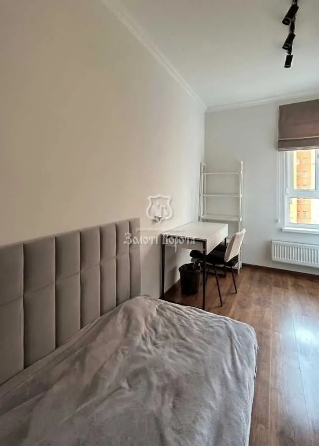 Фото Продаю 3 кімнатну квартиру, 102.6 кв. м, Олександра Мишуги вул. 2 Київ, ціна: 157000 USD, код 9437