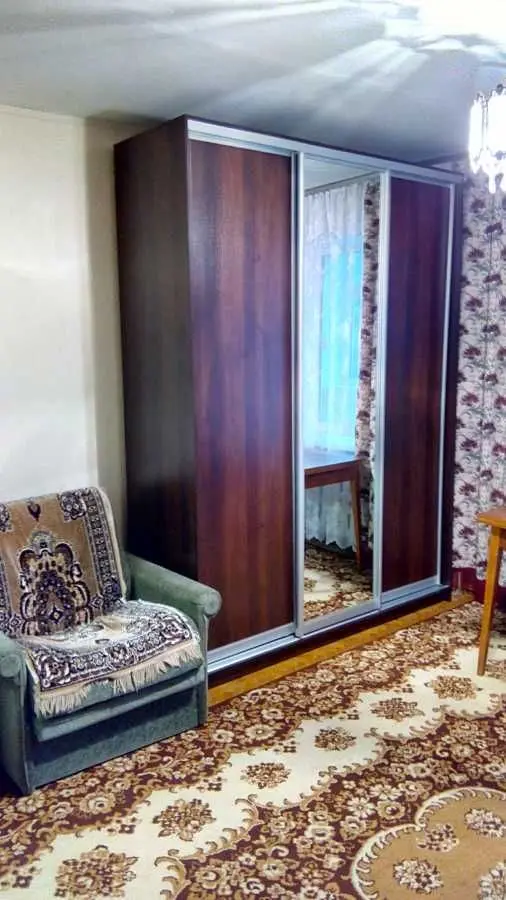 Фото Зняти 1 кімнатну квартиру, Андрія Малишка вул.  Київ в довгострокову оренду, ціна: 9999 UAH, код 9438