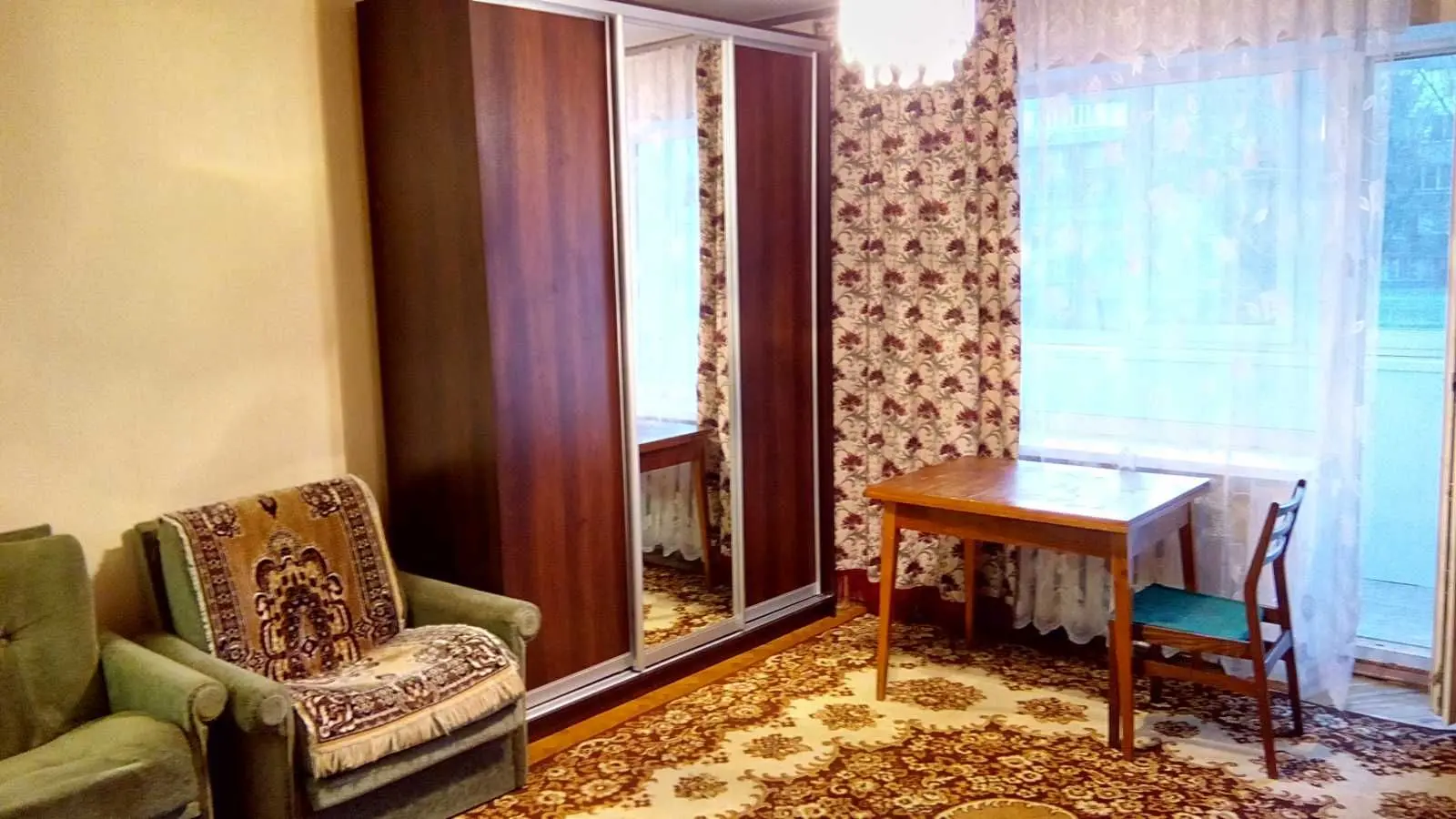 Фото Зняти 1 кімнатну квартиру, Андрія Малишка вул.  Київ в довгострокову оренду, ціна: 9999 UAH, код 9438