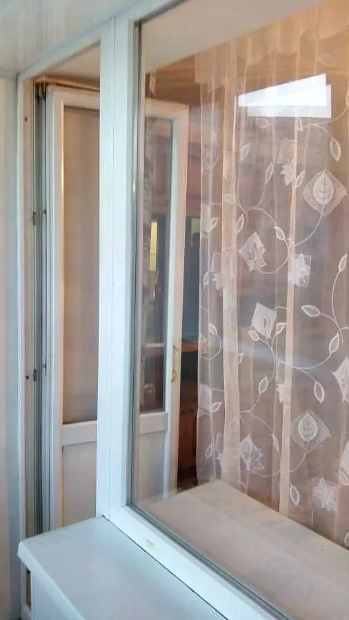 Фото Зняти 1 кімнатну квартиру, Андрія Малишка вул.  Київ в довгострокову оренду, ціна: 9999 UAH, код 9438