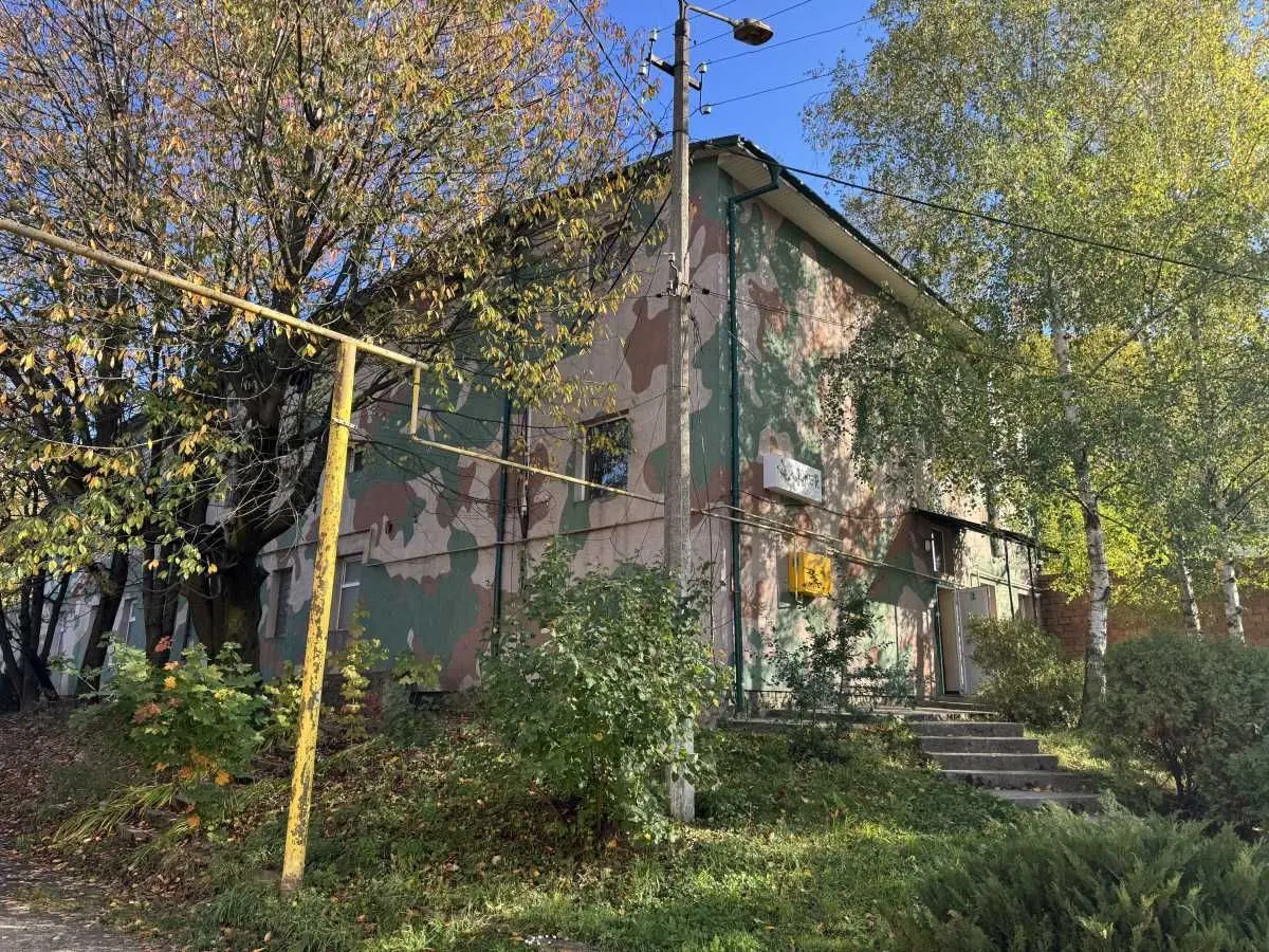 Фото Selling an office, 1432 sq.m., Zalozetskoho Street 70 Chernivtsi, price: 298000 USD, code 9439