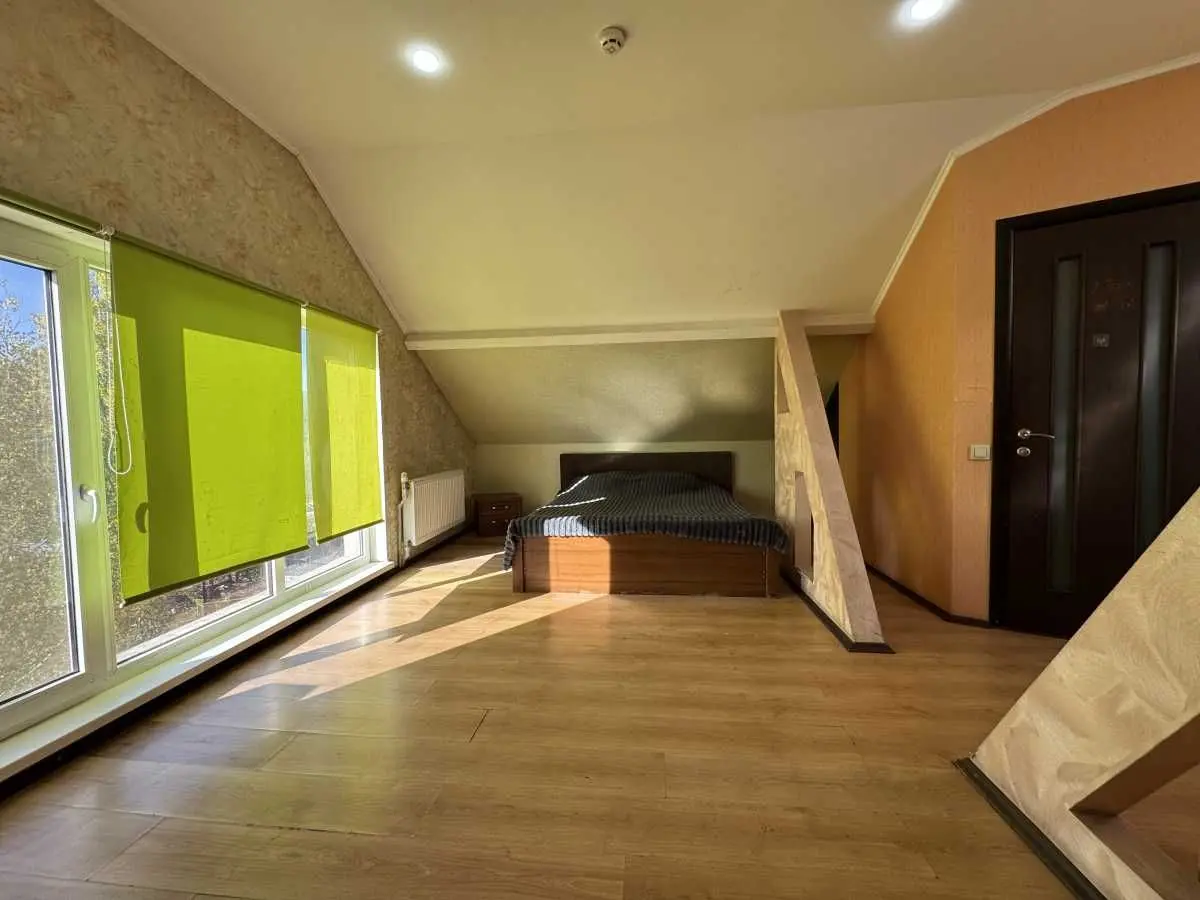 Фото Selling an office, 1432 sq.m., Zalozetskoho Street 70 Chernivtsi, price: 298000 USD, code 9439