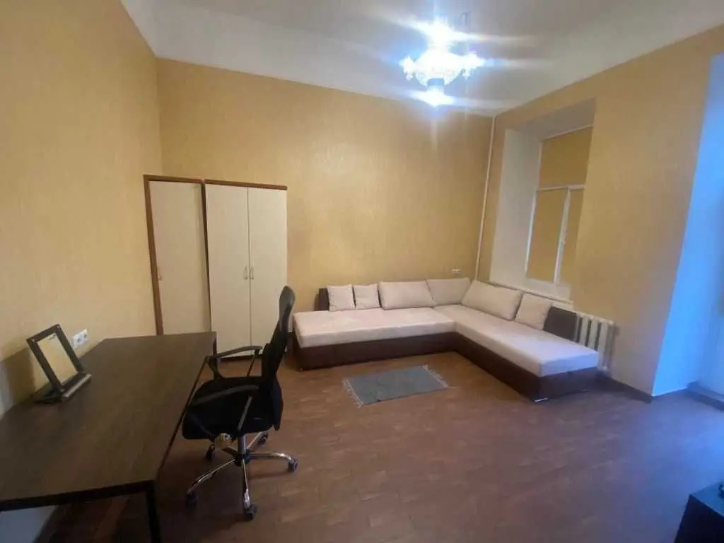 Фото Rent a 1-room apartment, Baseina Street 12 Kyiv for long-term rent, price: 22000 UAH, code 9442