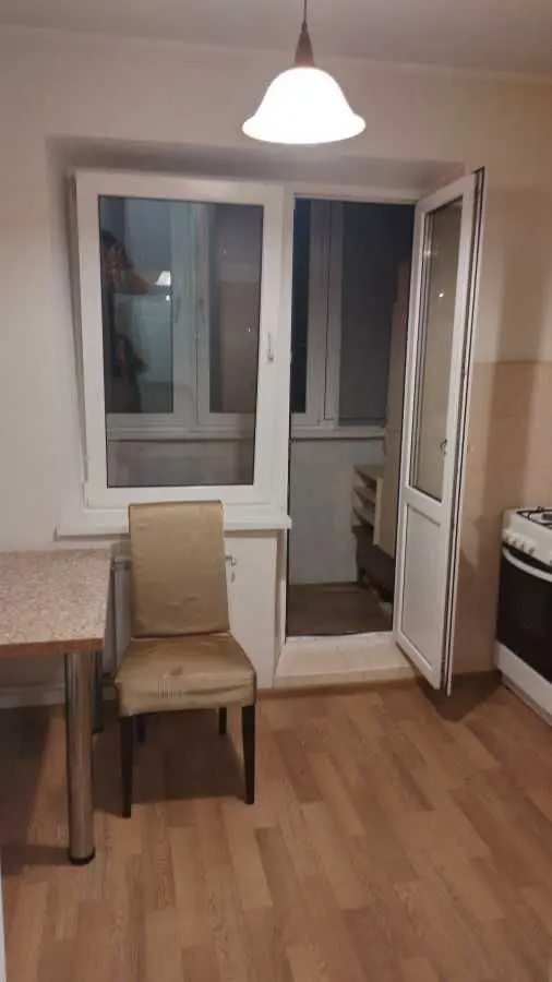 Фото Зняти 1 кімнатну квартиру, Булгакова вул. 8а Київ в довгострокову оренду, ціна: 10000 UAH, код 9444