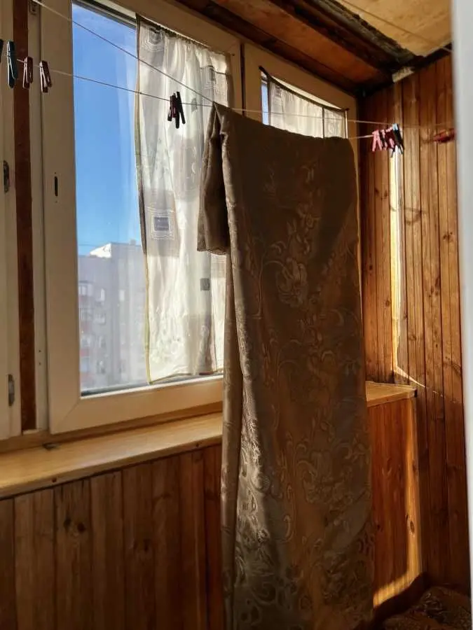 Фото Зняти 1 кімнатну квартиру, Симиренка вул. 26а Київ в довгострокову оренду, ціна: 8000 UAH, код 9445