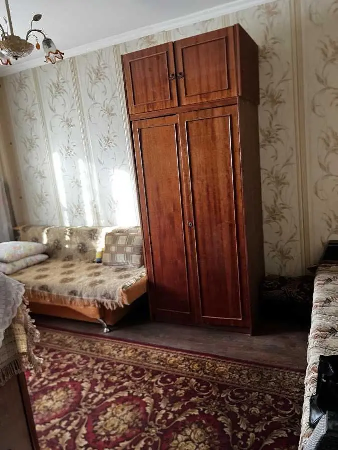 Фото Зняти 1 кімнатну квартиру, Симиренка вул. 26а Київ в довгострокову оренду, ціна: 8000 UAH, код 9445